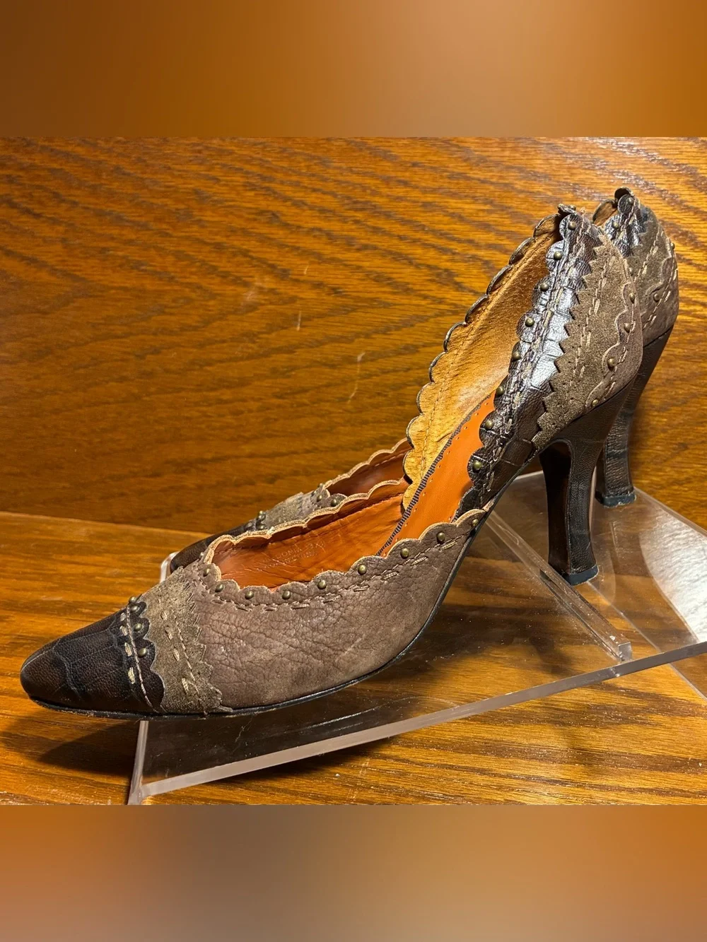 Apepazza Stud Accent Scalloped Trim Cap Toe Leather Heels Brown IT 37.5 US 7.5